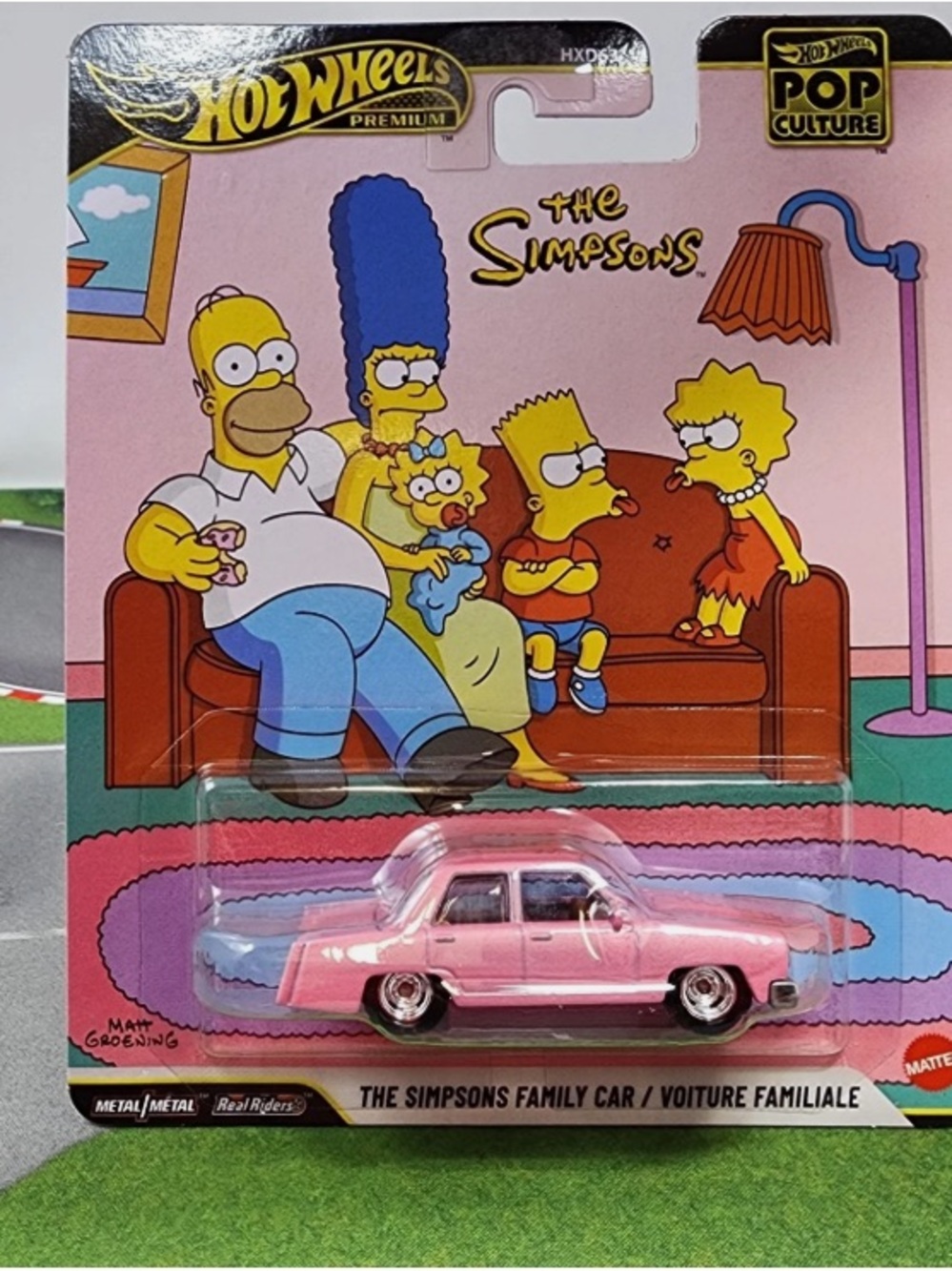 Premium The Simpsons Family Car - Pink